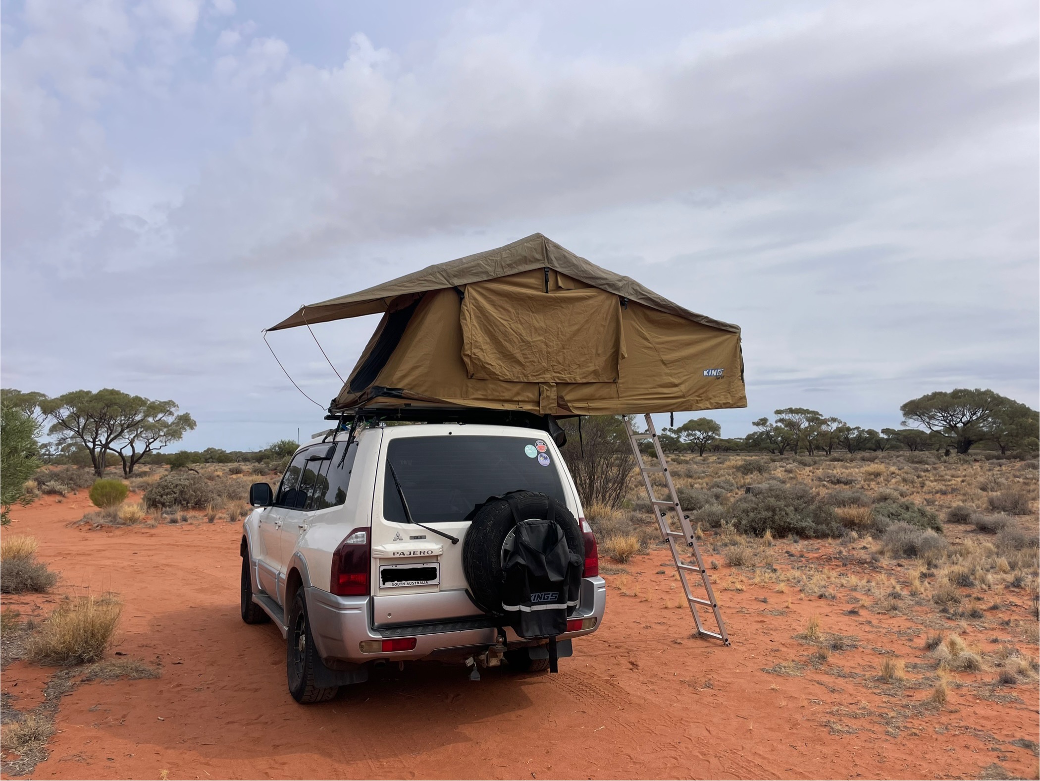 Mitsubishi Pajero 2005