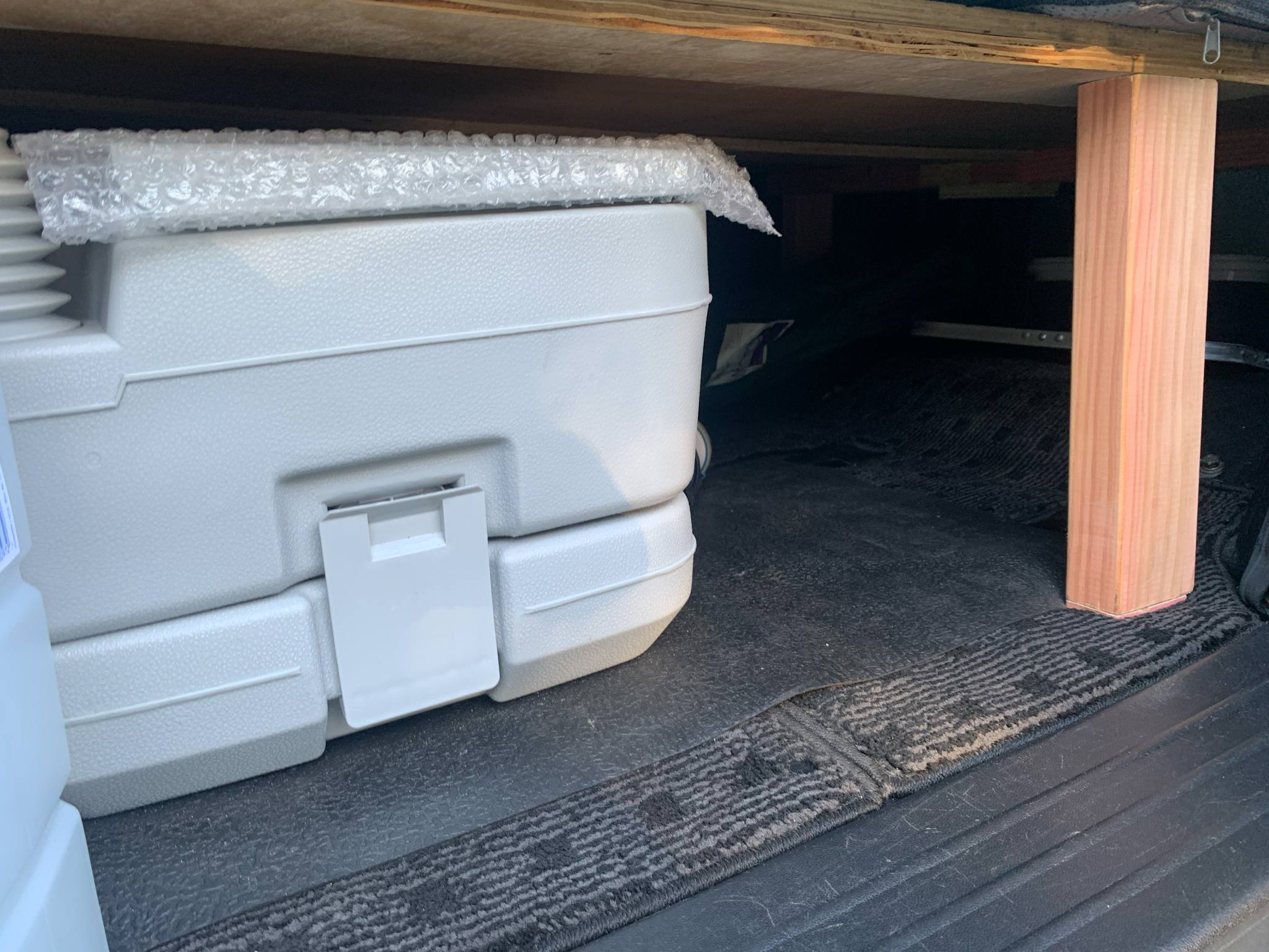 Mazda Premacy 2007 Self-Contained