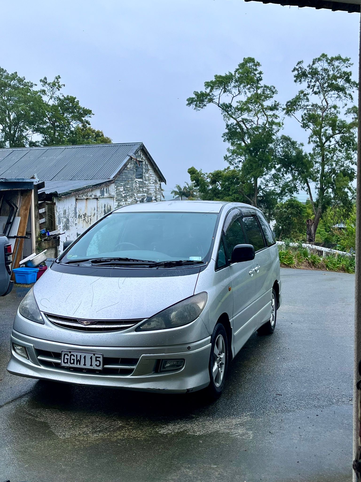 Toyota Estima