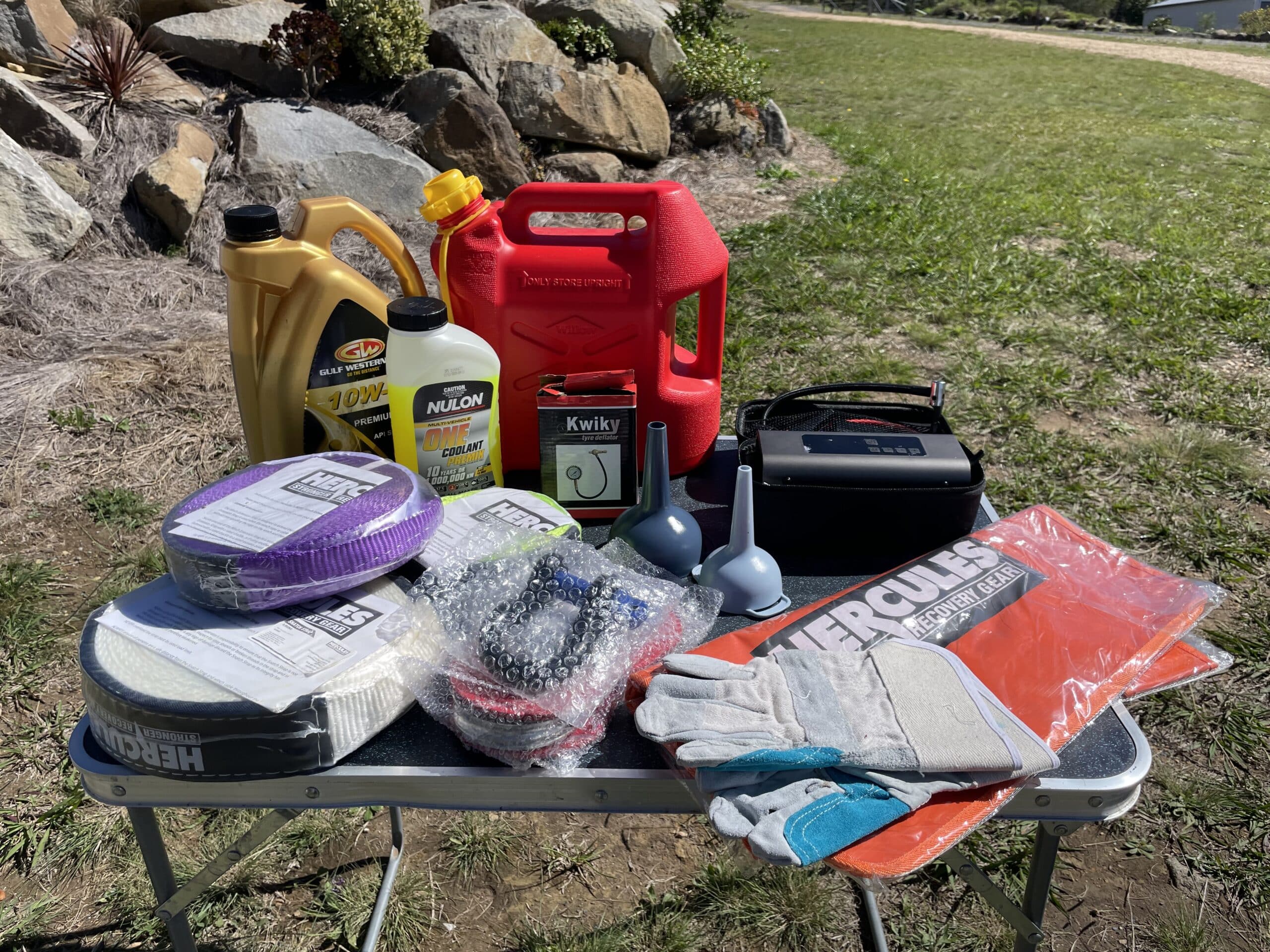 FOR SALE – Nissan Pathfinder 1999 (Under 250,000 km)