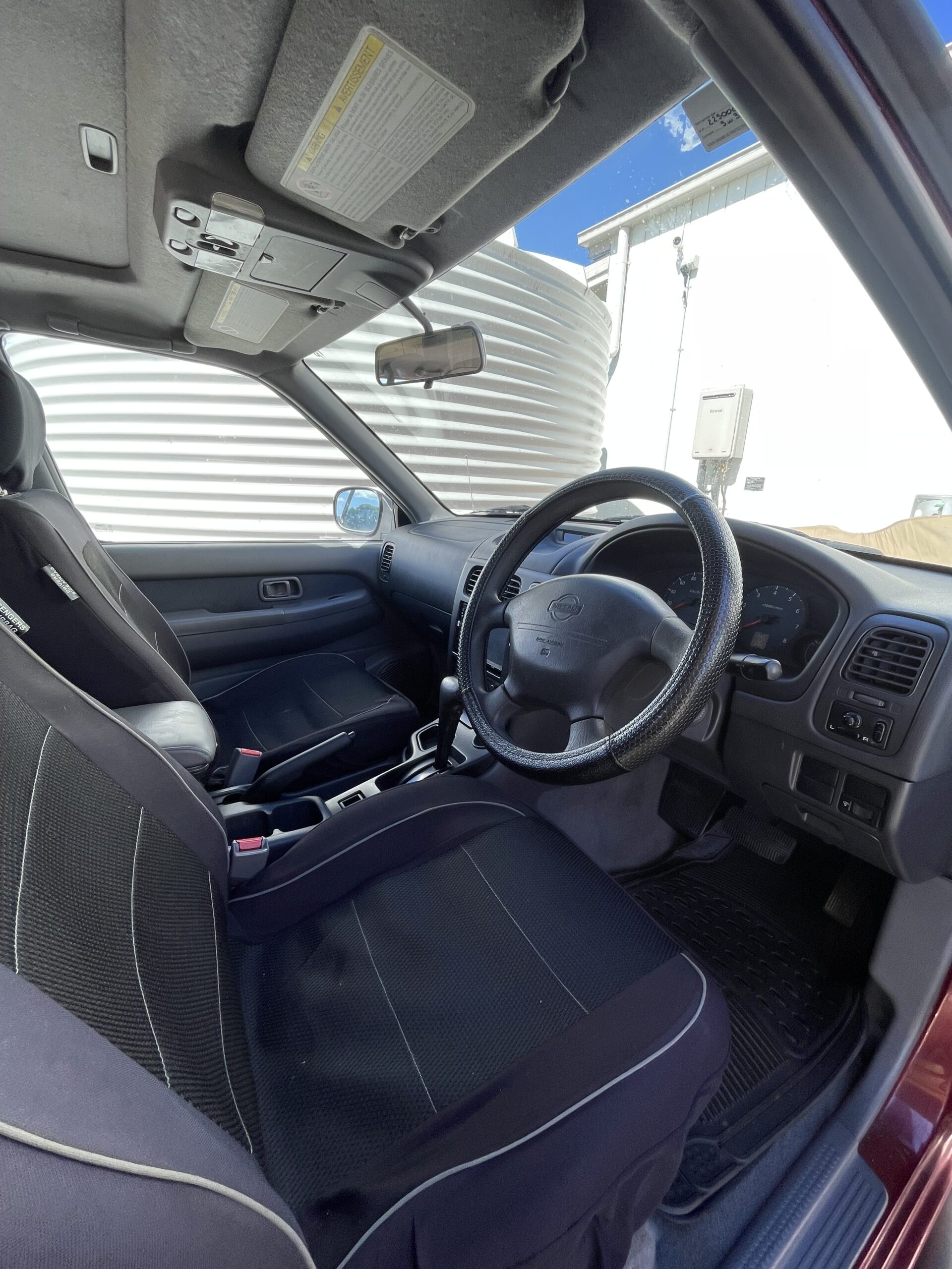 FOR SALE – Nissan Pathfinder 1999 (Under 250,000 km)