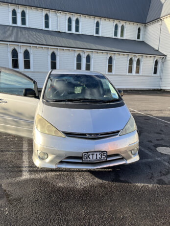 🚐 Toyota Estima Campervan – Self-Contained!
