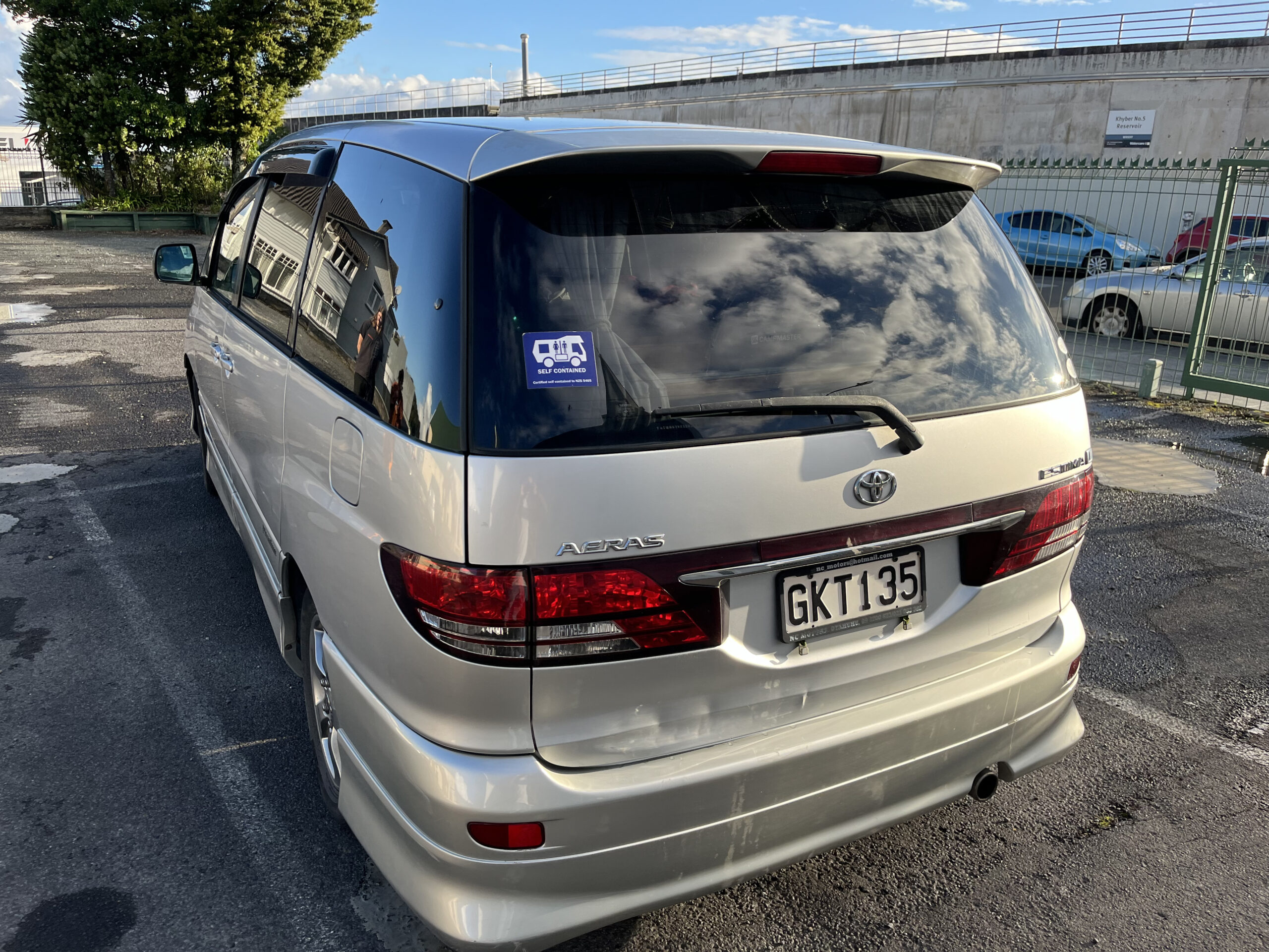 π Toyota Estima Campervan β Self-Contained!