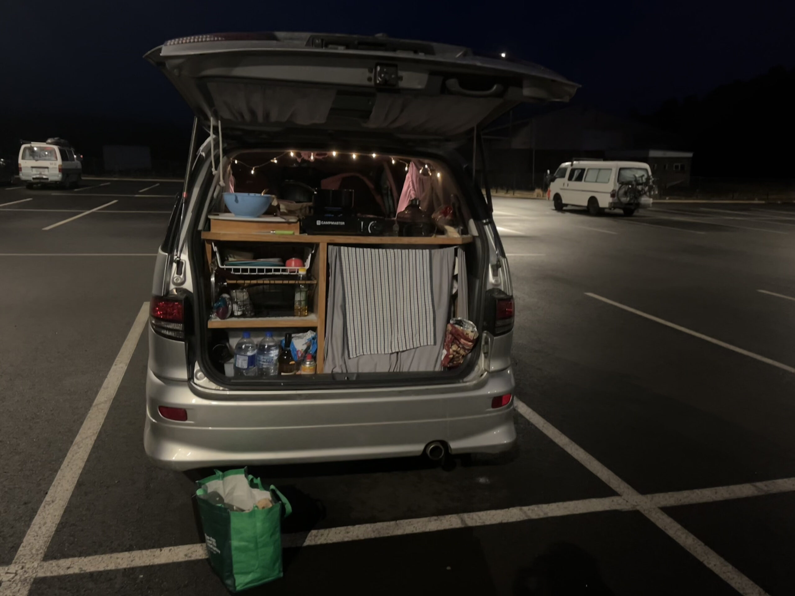 π Toyota Estima Campervan β Self-Contained!