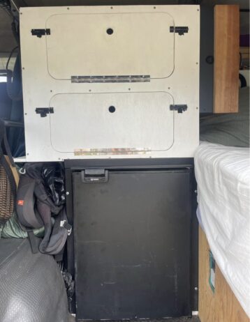 1998 Mitsubishi Express
