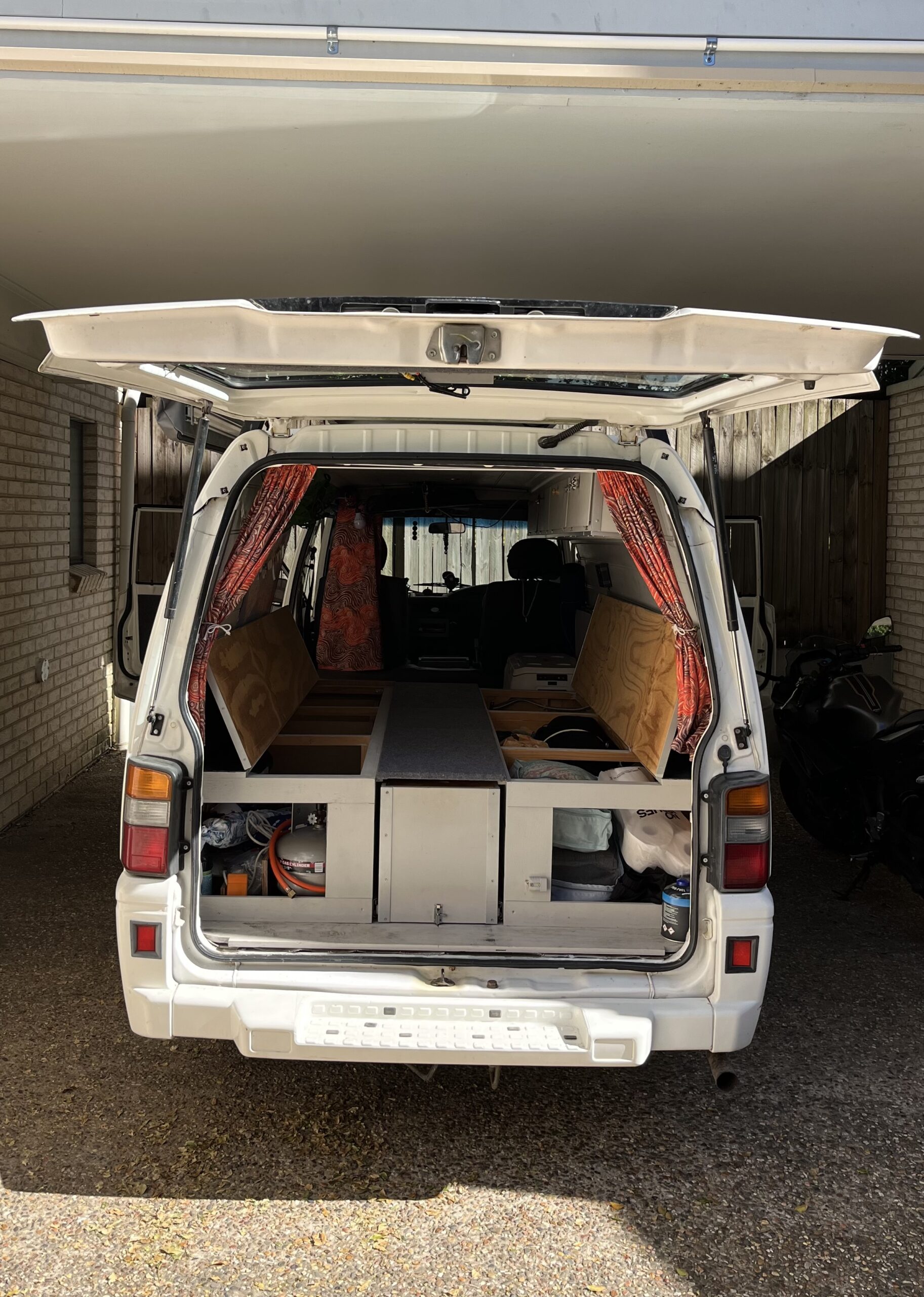 Mitsubishi Express 2007 low mileage 163***km