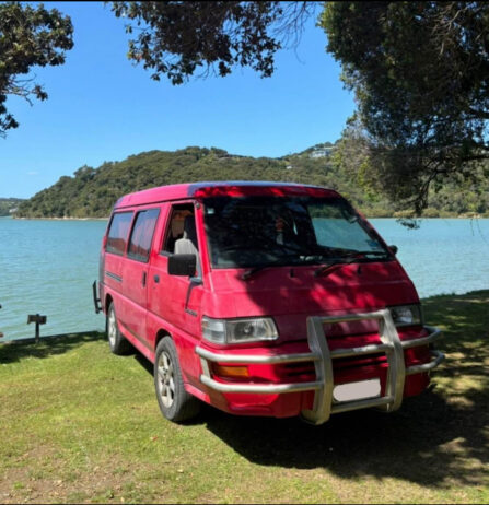 Self-contained campervan “Mitsy”