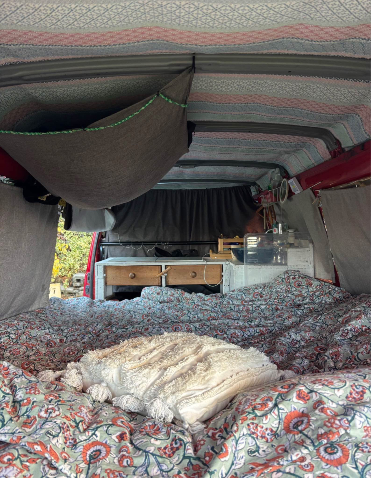 Self-contained campervan “Mitsy”