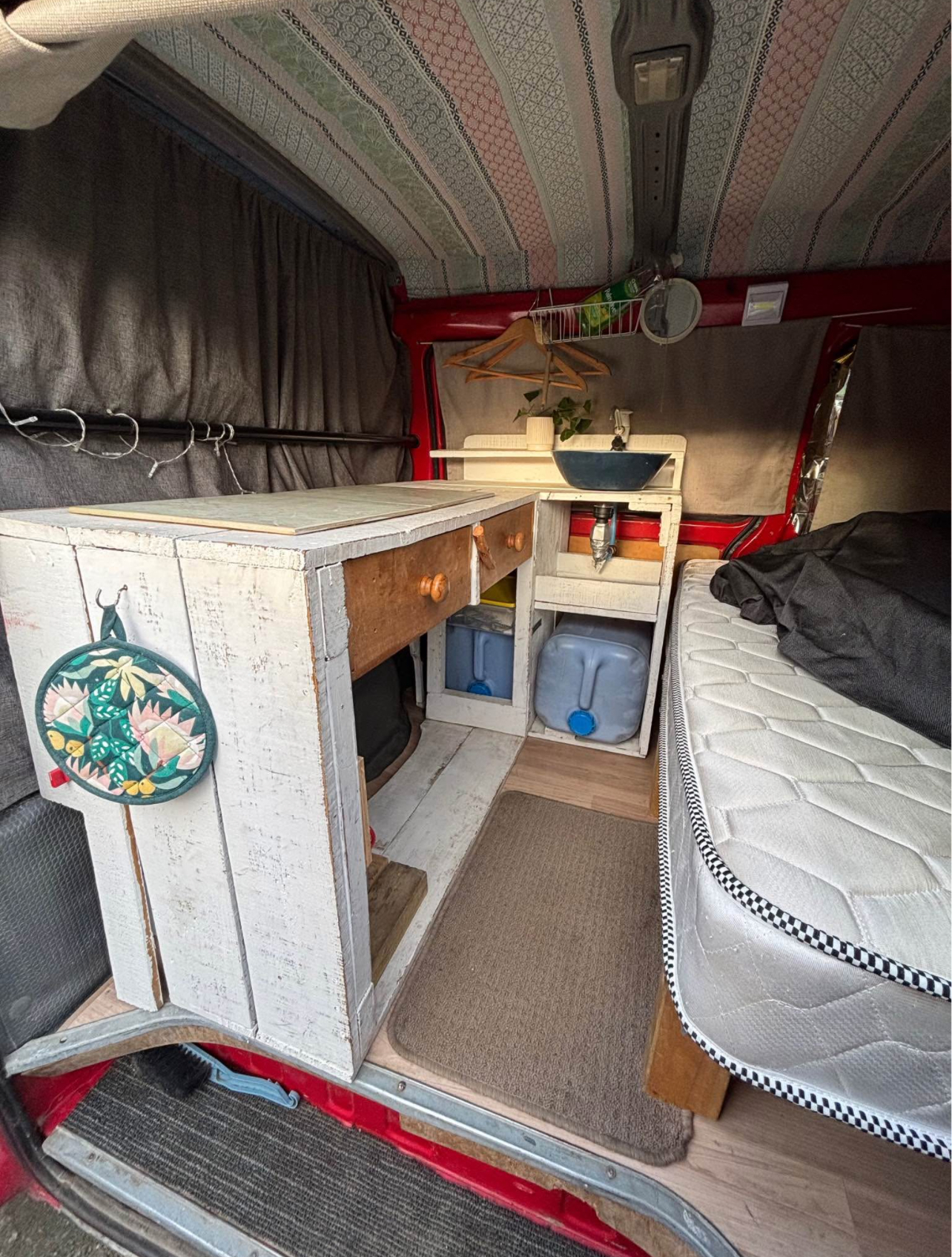 Self-contained campervan “Mitsy”