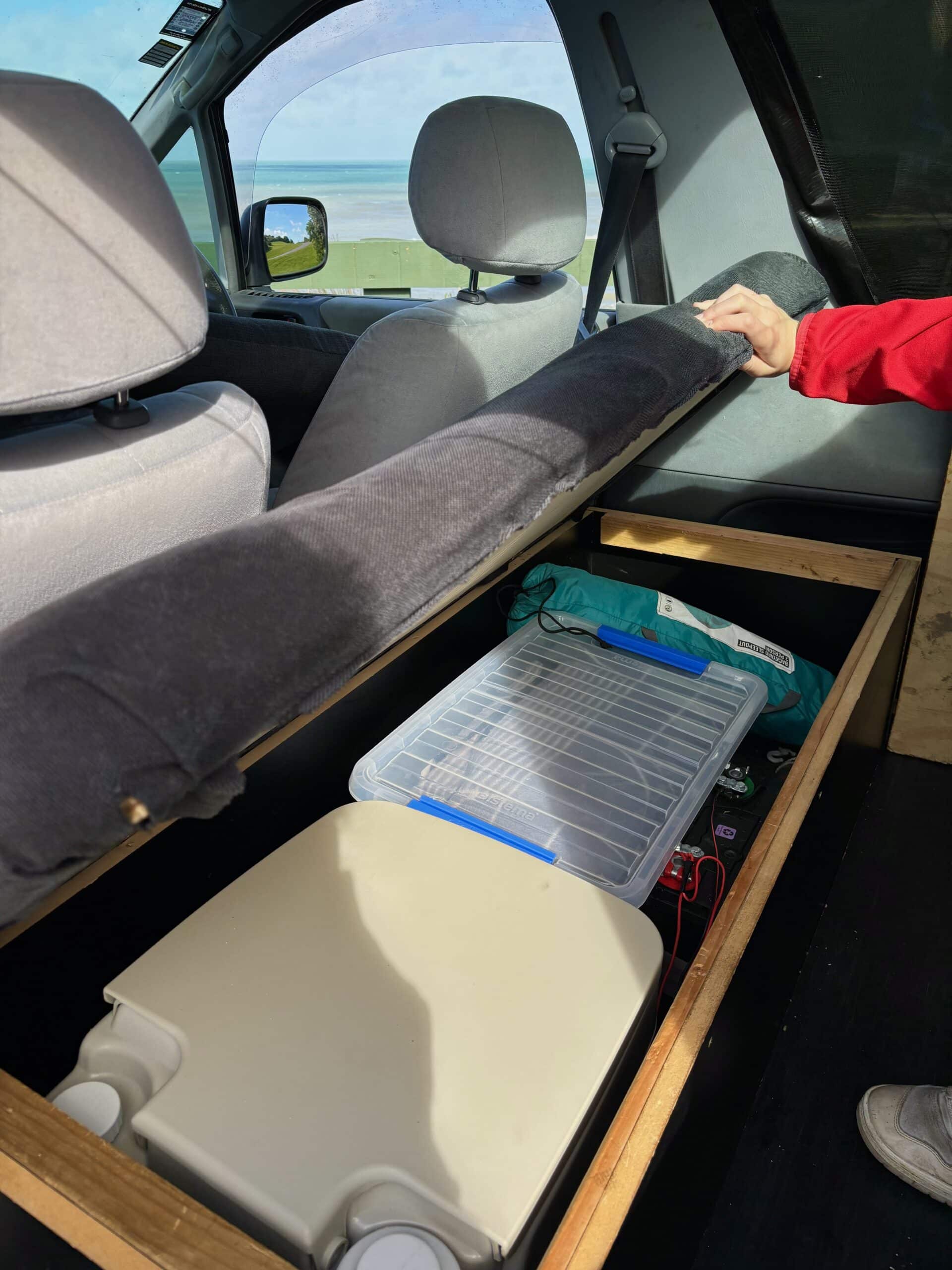 Self Contained Toyota Estima – Ready to hit the Road